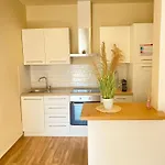 Casa Maka\'